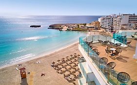 Universal Hotel Perla